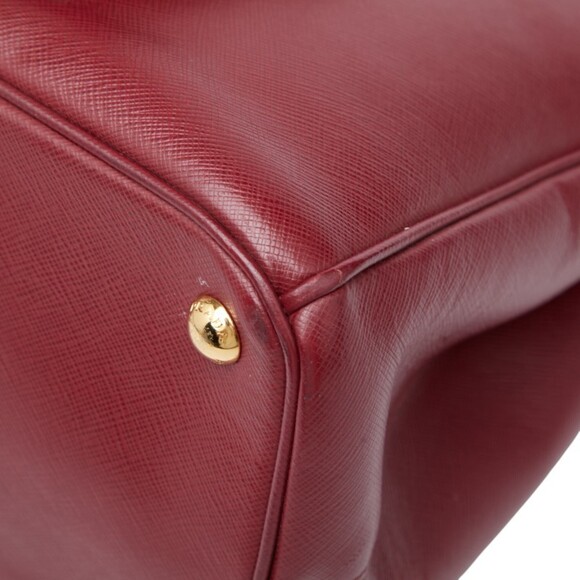 PRADA Red Leather Saffiano Shoulder Bag - Picture 5 of 16